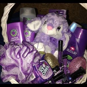 💜All purple hair kit gift basket💜